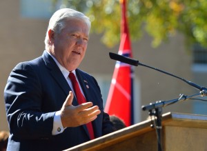 Former Mississippi Governor Haley Barbour is an alumnus of Ole Miss Law School. 