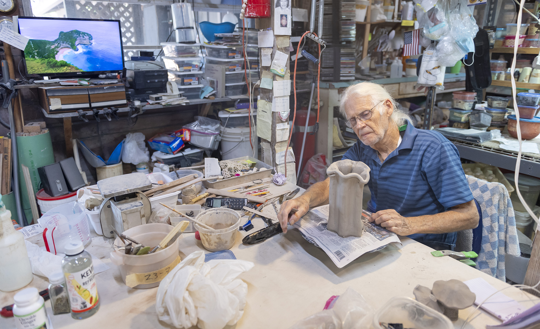 Robert Pickenpaugh works in his studio at Pickenpaugh Pottery & Gallery. Photo by Srijita Chattopadhyay/Ole Miss Digital Imaging Services